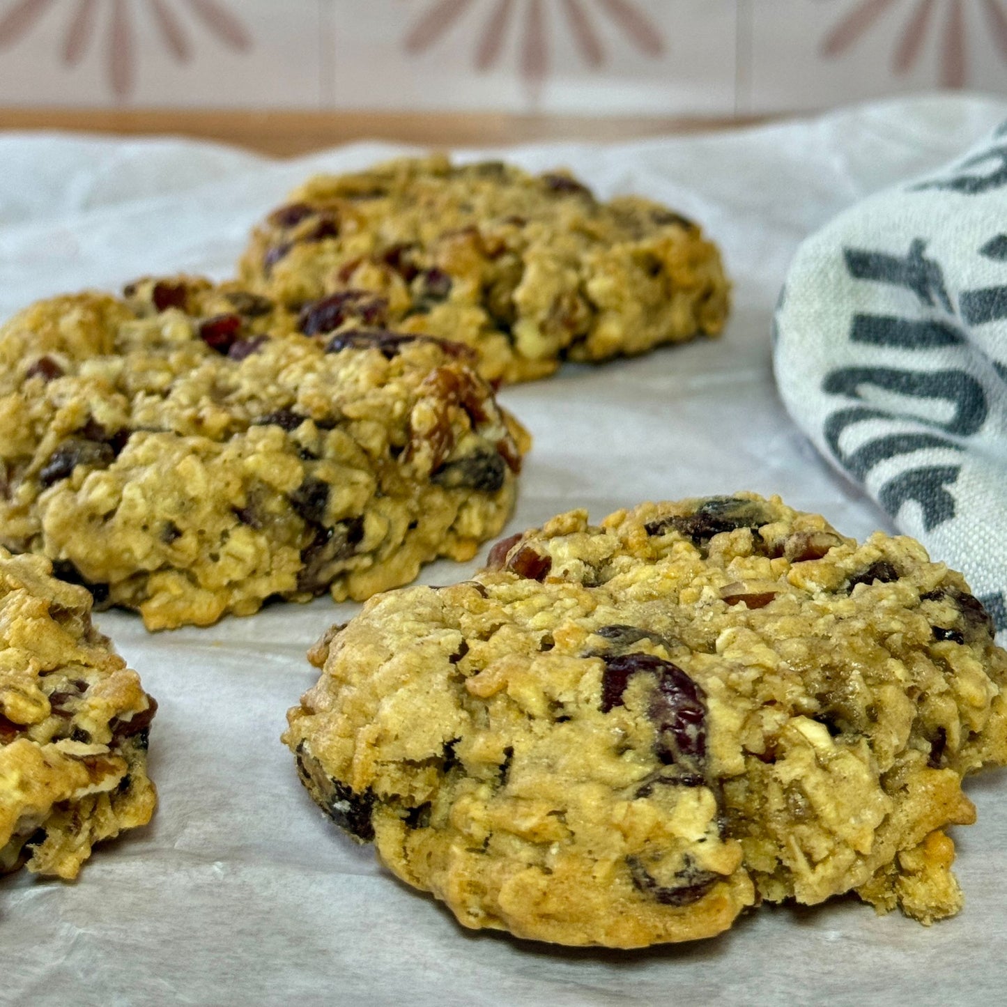Oatmeal Raisin w/Cranberries & Pecans - Premier Collection