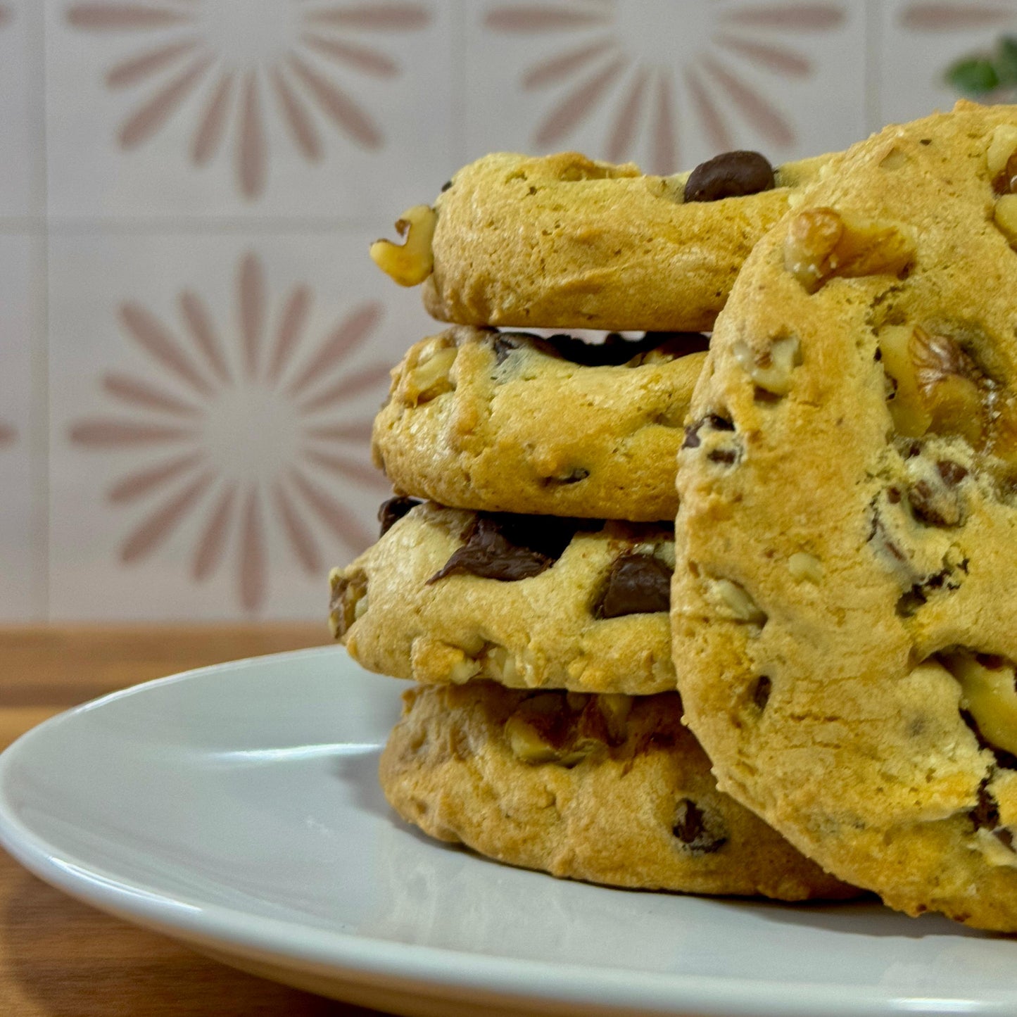 Chocolate Chip w/Walnuts - Signature Plus