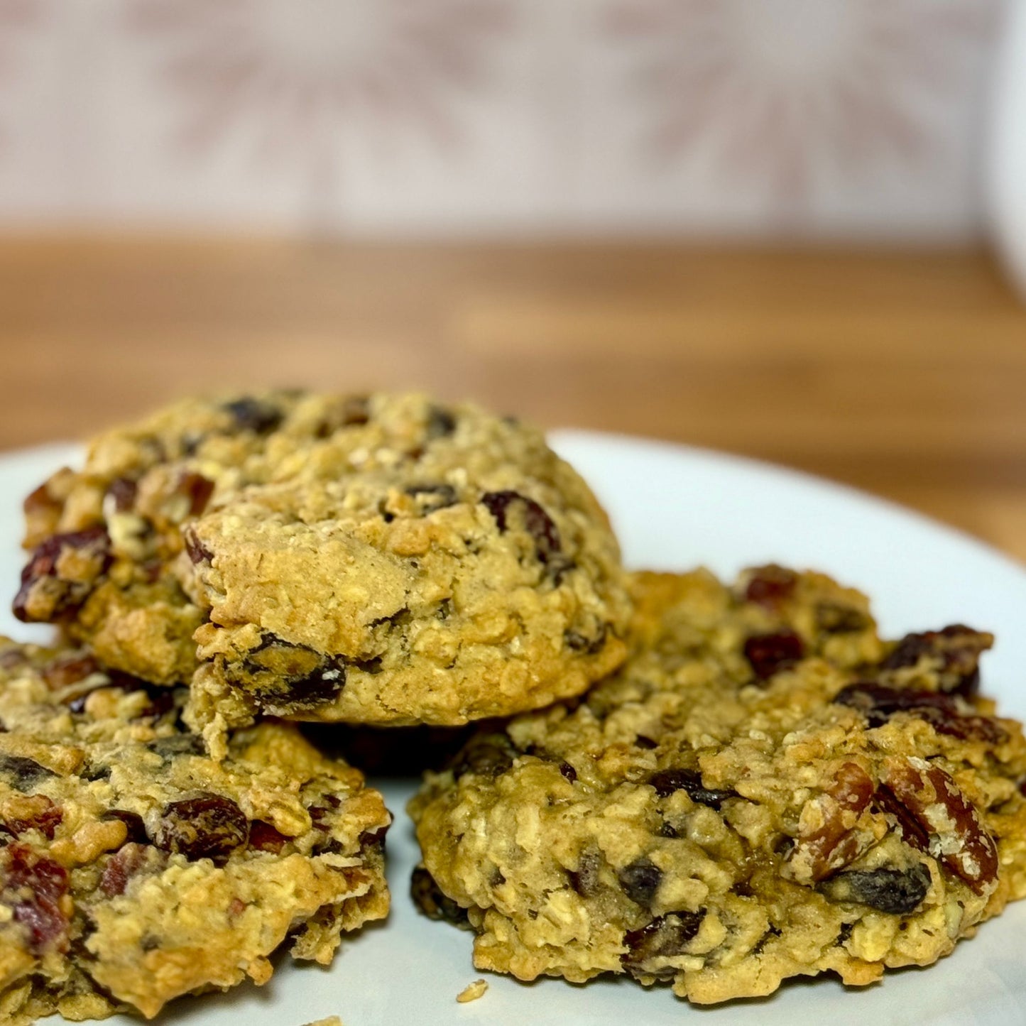 Oatmeal Raisin w/Cranberries & Pecans - Premier Collection