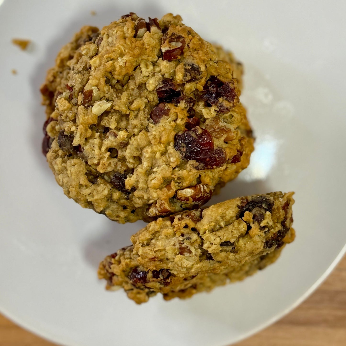 Oatmeal Raisin w/Cranberries & Pecans - Premier Collection
